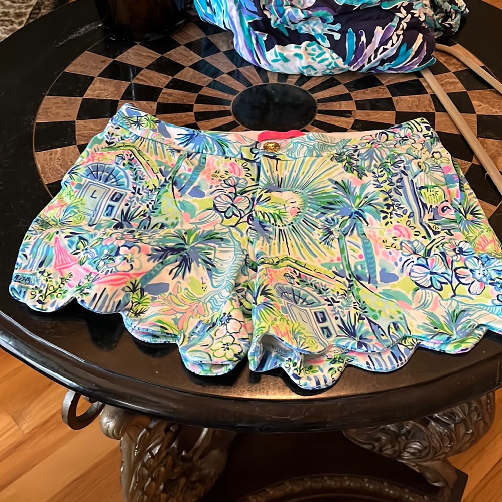 Lilly Pulitzer buttercup knit shorts